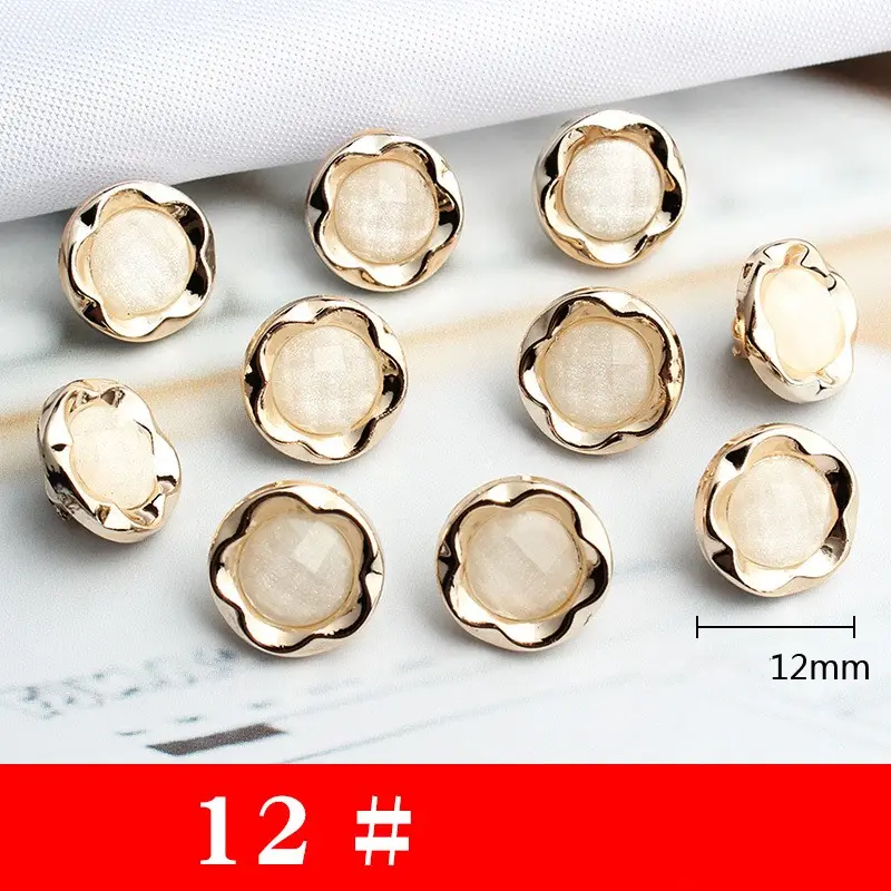 Lot de 100 boutons de résine de perle, model12, en plastique de polyester, 10mm