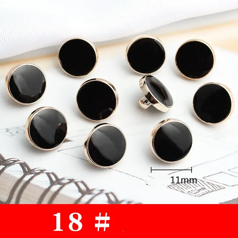 Lot de 100 boutons de résine de perle, model 18, en plastique de polyester, 10mm