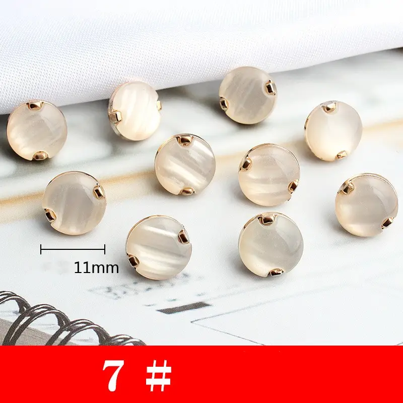 Lot de 100 boutons de résine de perle, model 7, en plastique de polyester, 10mm