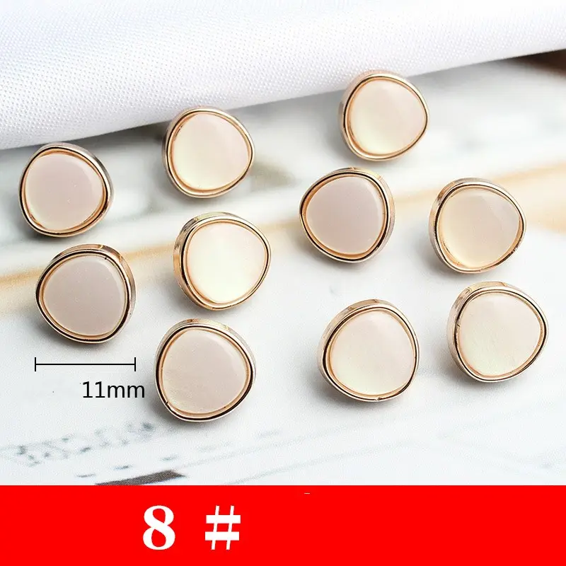 Lot de 100 boutons de résine de perle, model 8, en plastique de polyester, 10mm