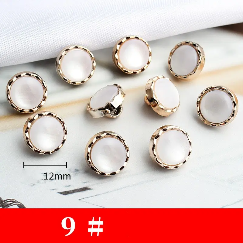 Lot de 100 boutons de résine de perle, model 9, en plastique de polyester, 10mm